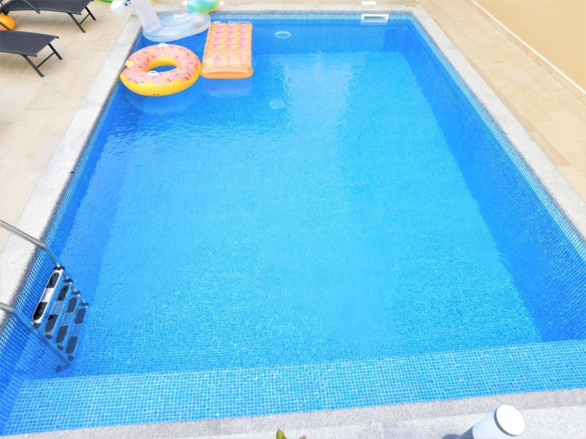 Apartman "Sabine Red" With Heated Pool Omisalj Exterior photo